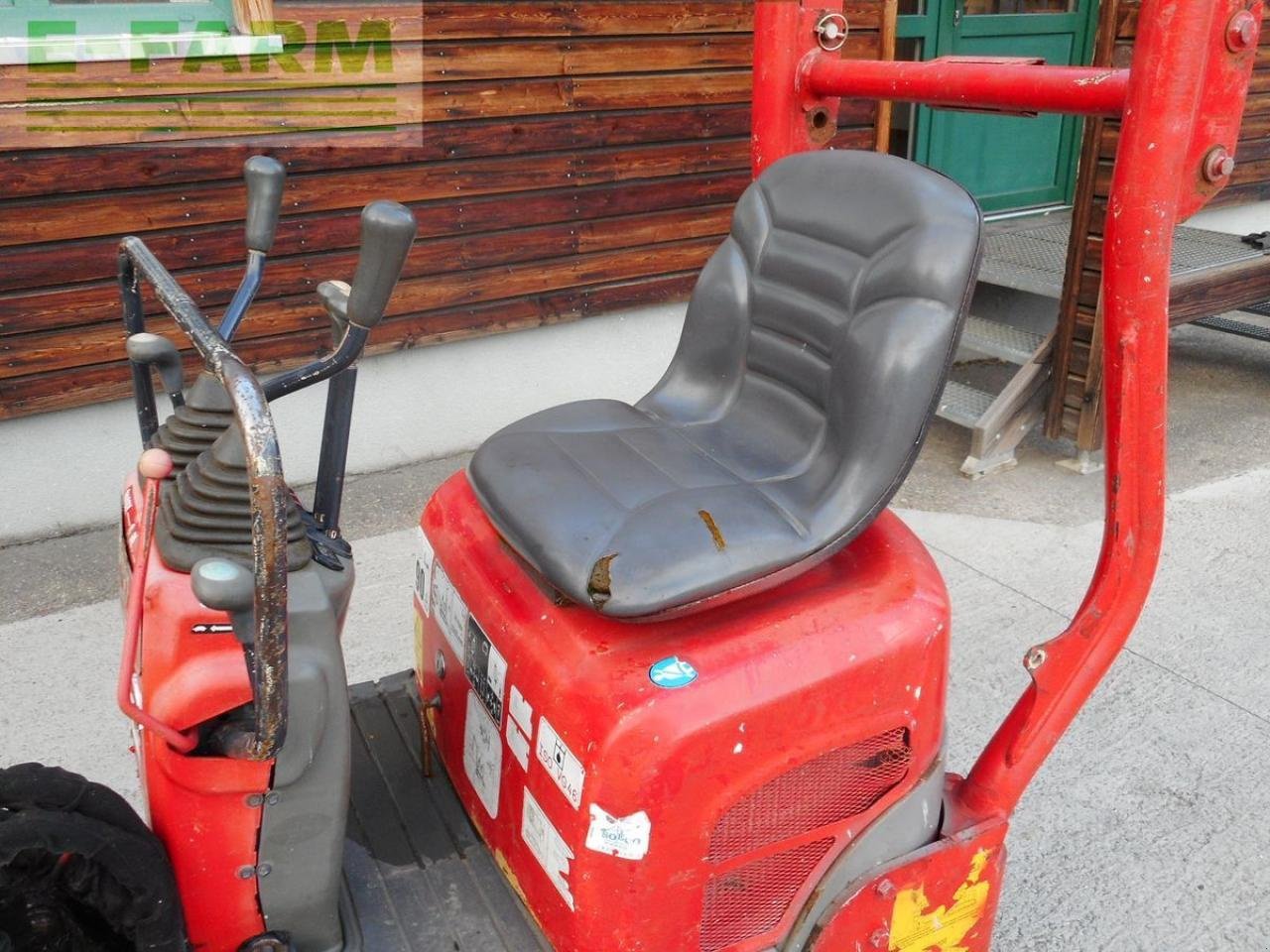 Bagger van het type Yanmar sv08 ( 1.035kg ) verstellfahrwerk + 2 löffel, Gebrauchtmaschine in ST. NIKOLAI/DR. (Foto 8)