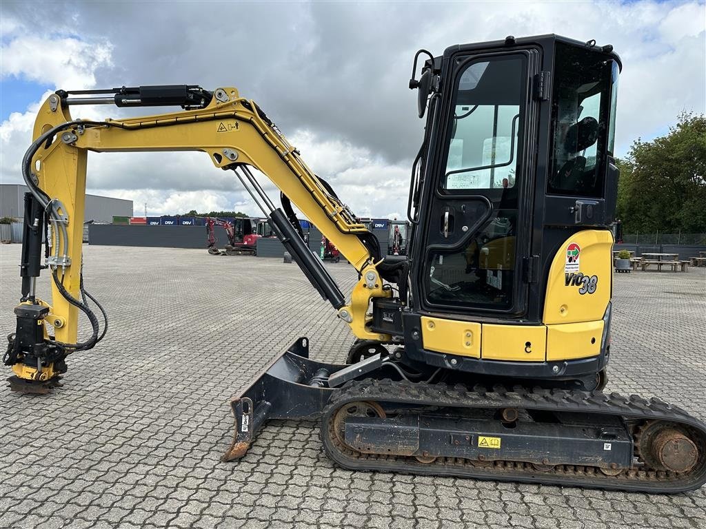 Bagger типа Yanmar VIO38 m/ Engcon EC204, Gebrauchtmaschine в Horsens (Фотография 1)