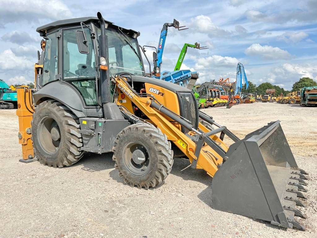 Baggerlader za tip Case 851FX Plus 4WD - New / Unused / Telescopic, Gebrauchtmaschine u Veldhoven (Slika 4)