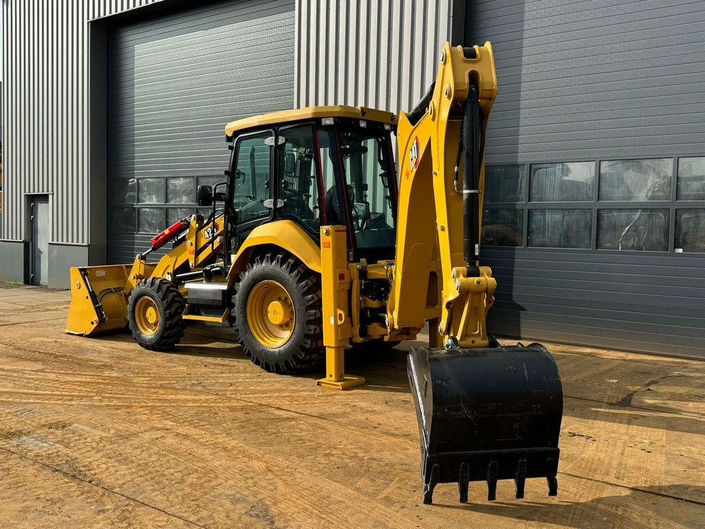 Baggerlader of the type Caterpillar 424 4x4, Gebrauchtmaschine in Velddriel (Picture 3)