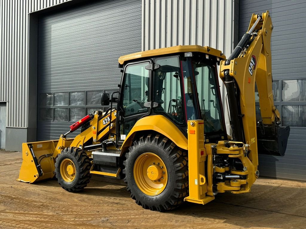 Baggerlader Türe ait Caterpillar 424 4x4, Gebrauchtmaschine içinde Velddriel (resim 10)