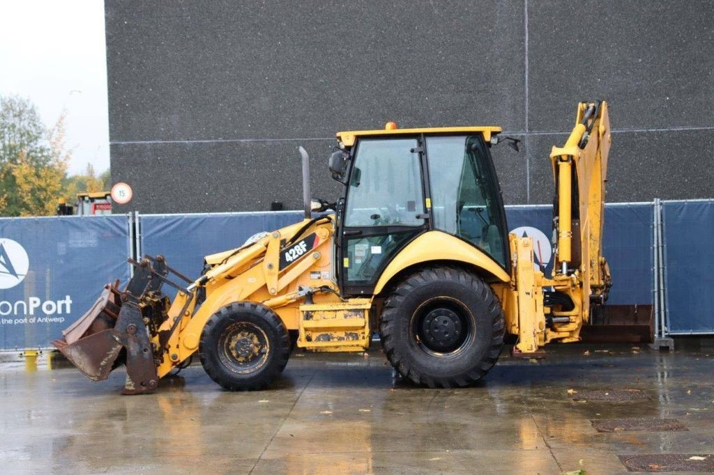 Baggerlader of the type Caterpillar 428F, Gebrauchtmaschine in Antwerpen (Picture 2)