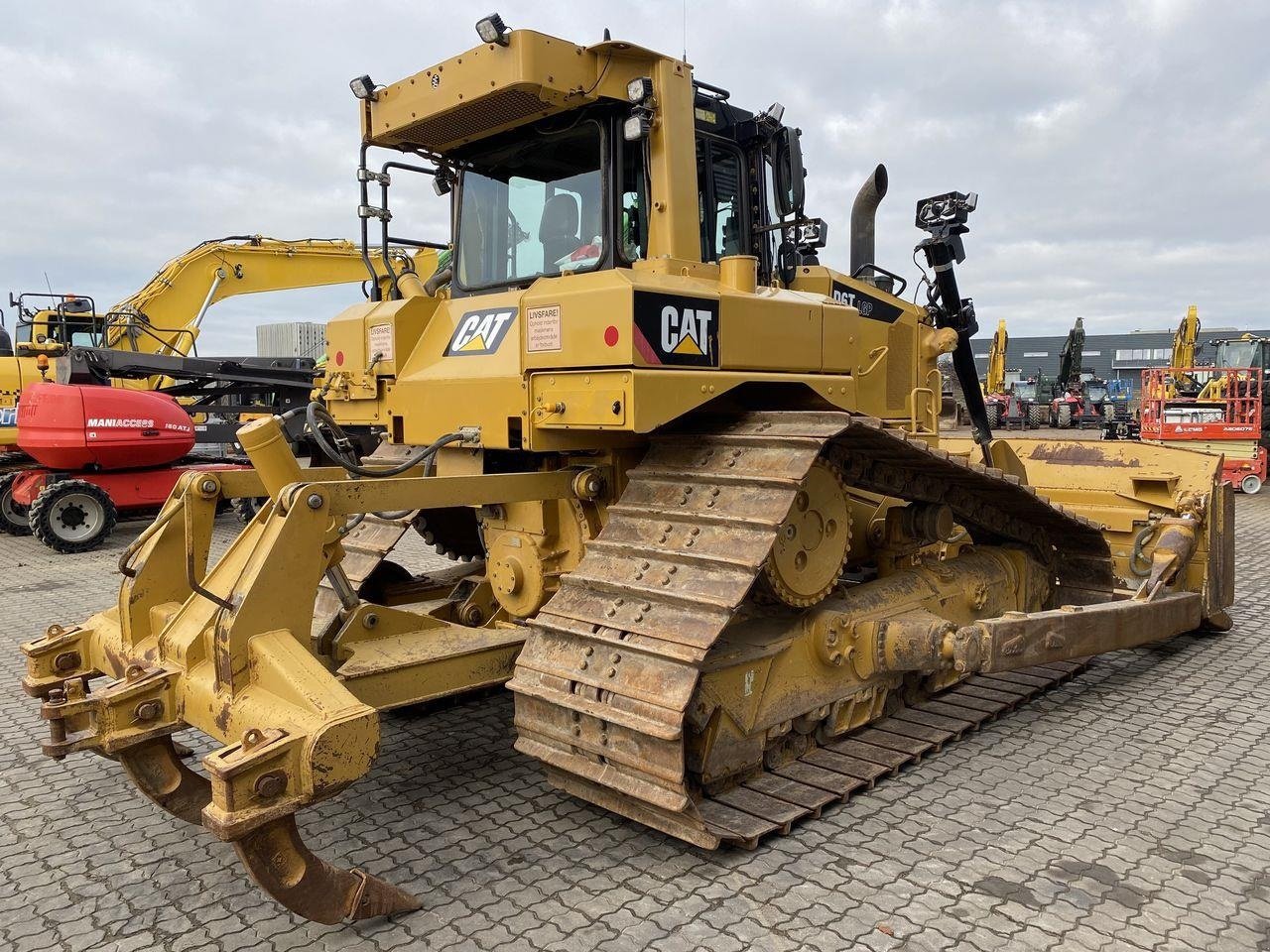 Baggerlader del tipo Caterpillar D6T LGP, Gebrauchtmaschine In Skive (Immagine 4)