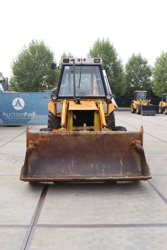 Baggerlader van het type JCB 3CX-4/325071/P, Gebrauchtmaschine in Antwerpen (Foto 9)