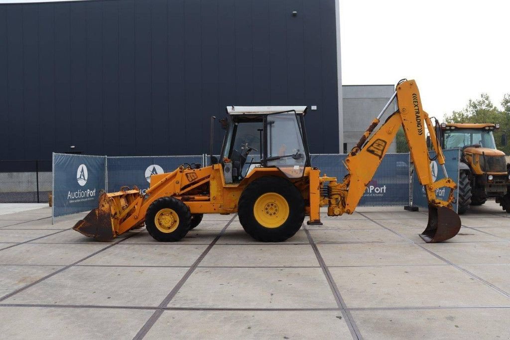 Baggerlader a típus JCB 3CX-4/325071/P, Gebrauchtmaschine ekkor: Antwerpen (Kép 2)