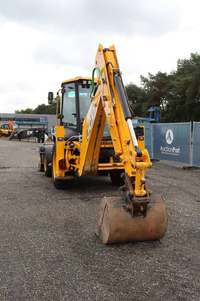 Baggerlader van het type JCB 3CX SITEMASTER, Neumaschine in Antwerpen (Foto 4)