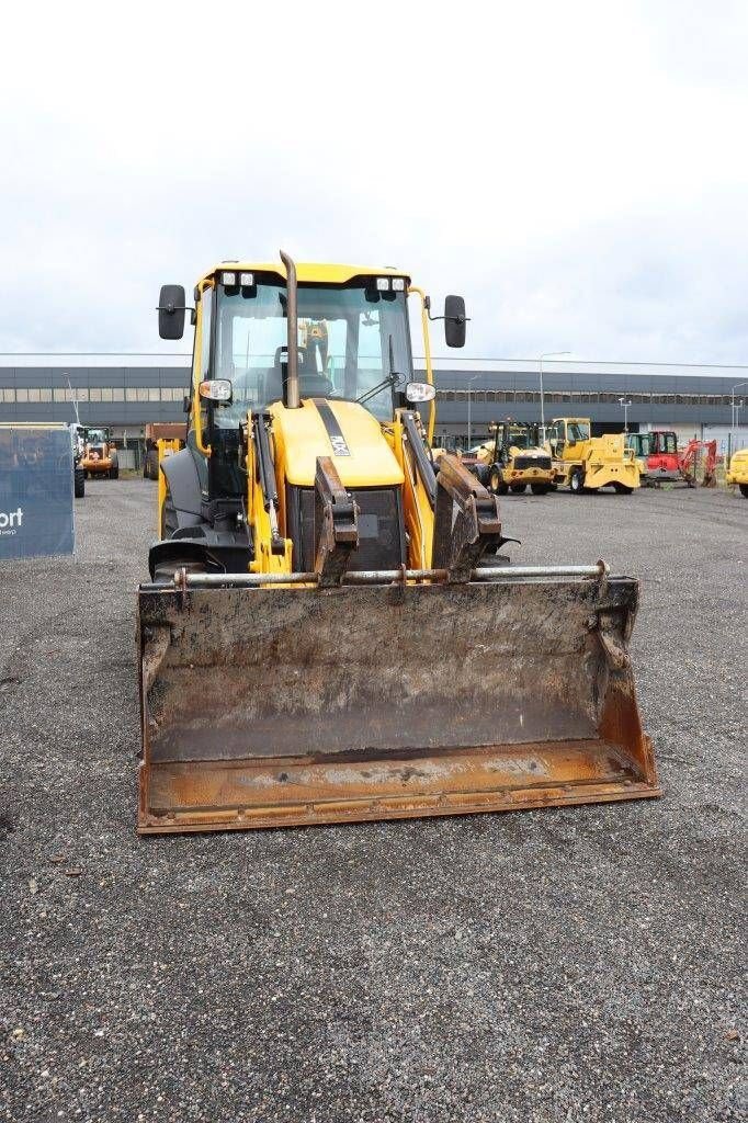 Baggerlader des Typs JCB 3CX SITEMASTER, Neumaschine in Antwerpen (Bild 8)