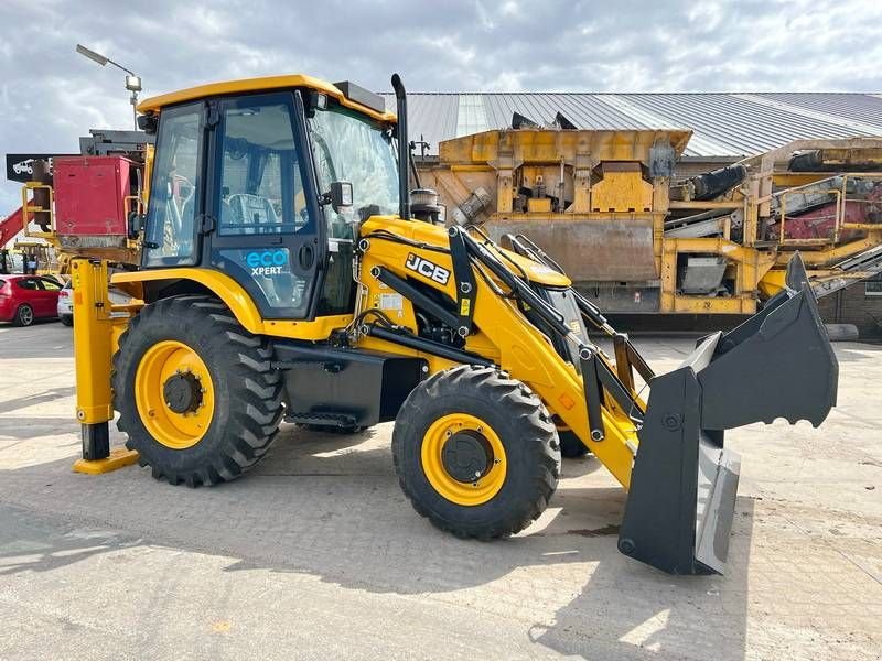 Baggerlader van het type JCB 3DX / 3CX Plus 4WD - 4/1 Bucket / Hammer Lines, Neumaschine in Veldhoven (Foto 4)