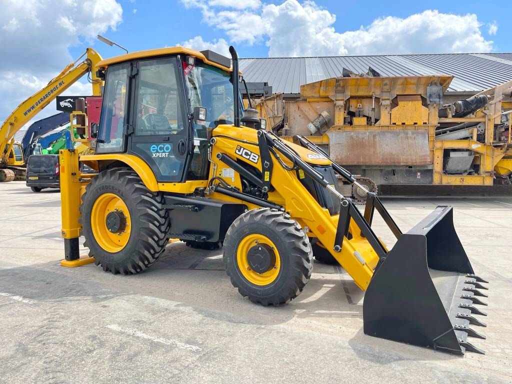 Baggerlader tip JCB 3DX / 3CX Plus 4WD - New / Unused / Hammer Lines, Neumaschine in Veldhoven (Poză 4)