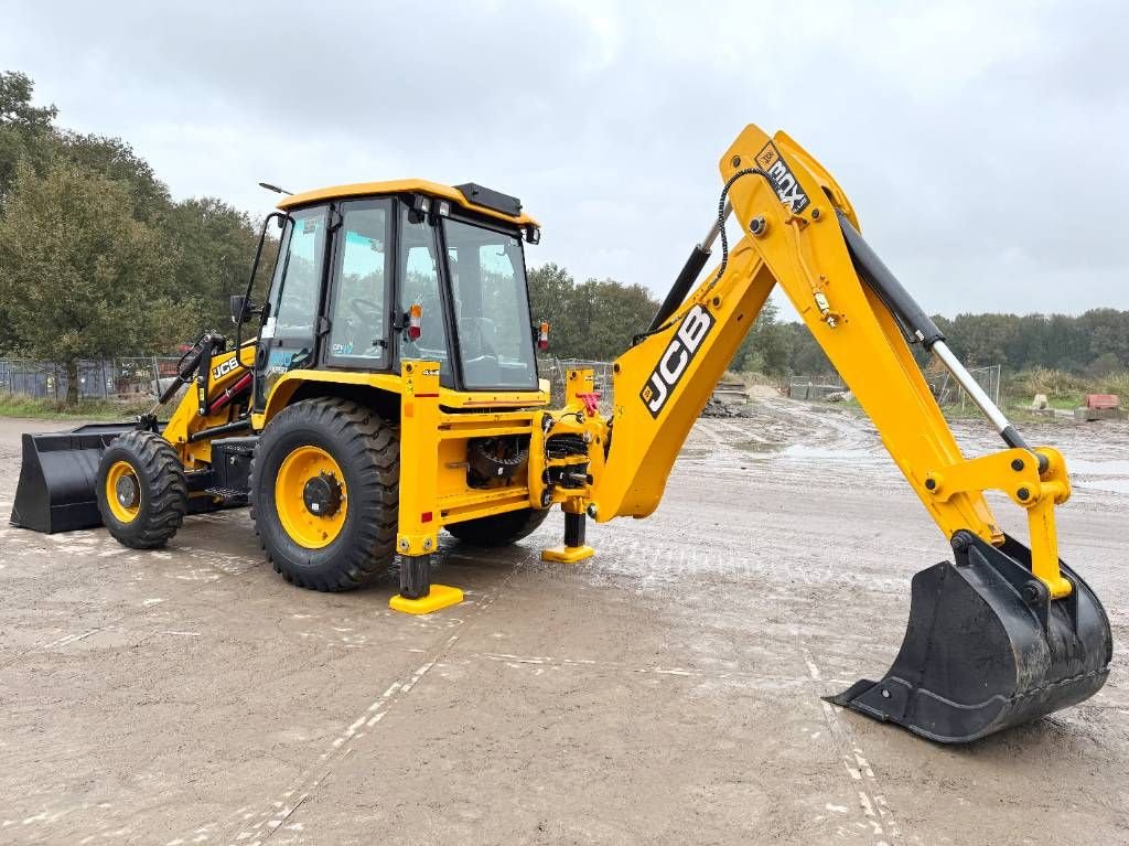 Baggerlader du type JCB 3DX / 3CX Plus 4WD - New / Unused / Hammer Lines, Neumaschine en Veldhoven (Photo 2)