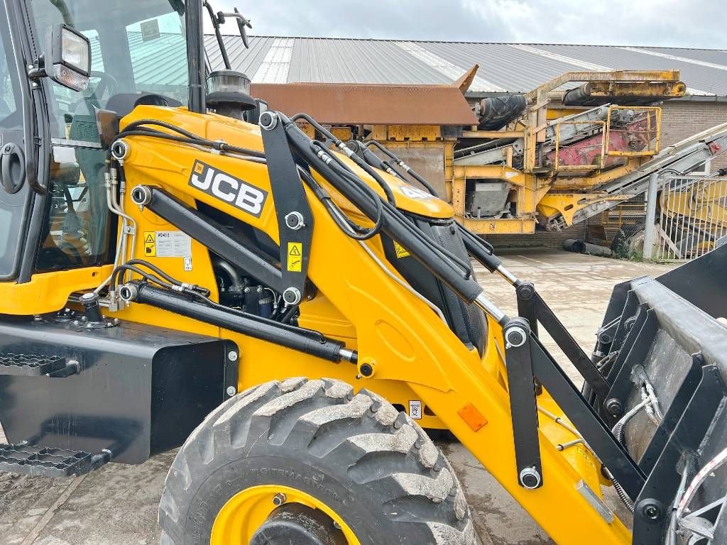 Baggerlader del tipo JCB 3DX - Telescopic Boom / Hammer Lines / A/C - New, Neumaschine en Veldhoven (Imagen 11)