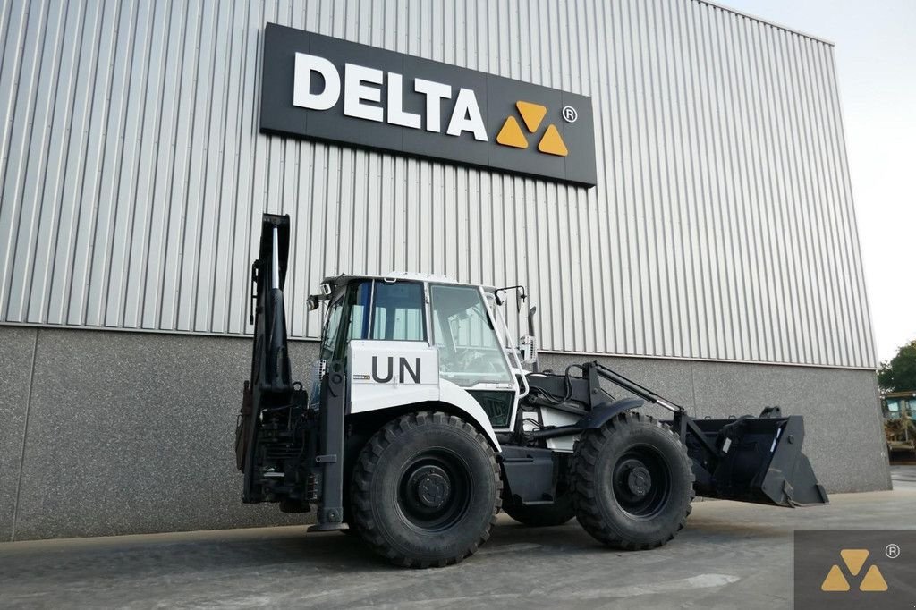 Baggerlader van het type JCB 4CX 4WS Ex-army, Gebrauchtmaschine in Zevenbergen (Foto 7)