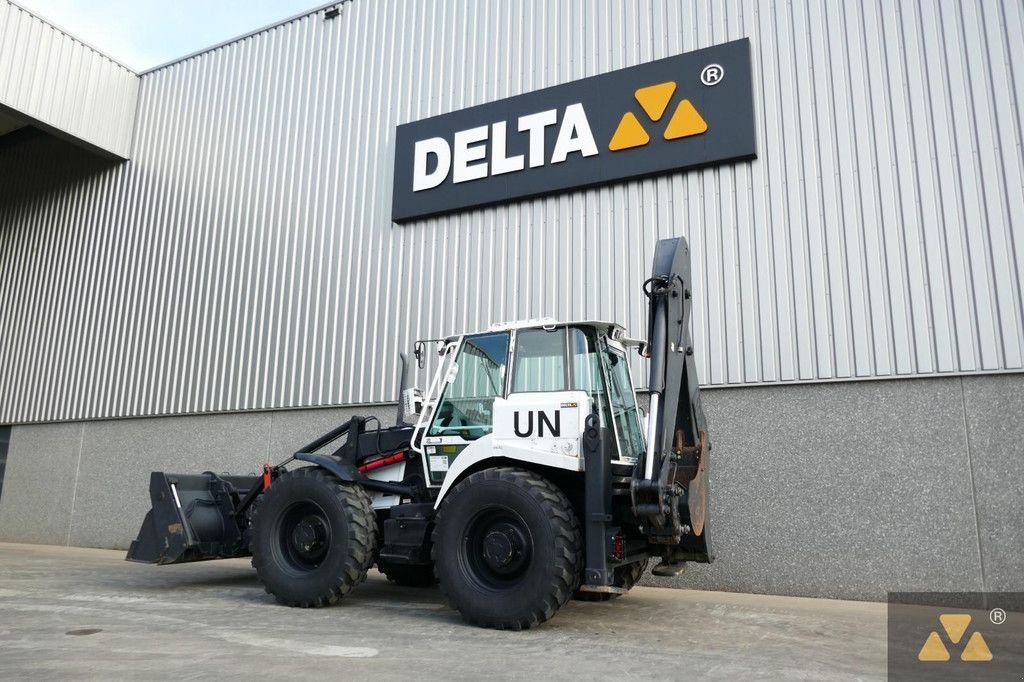 Baggerlader van het type JCB 4CX 4WS Ex-army, Gebrauchtmaschine in Zevenbergen (Foto 9)