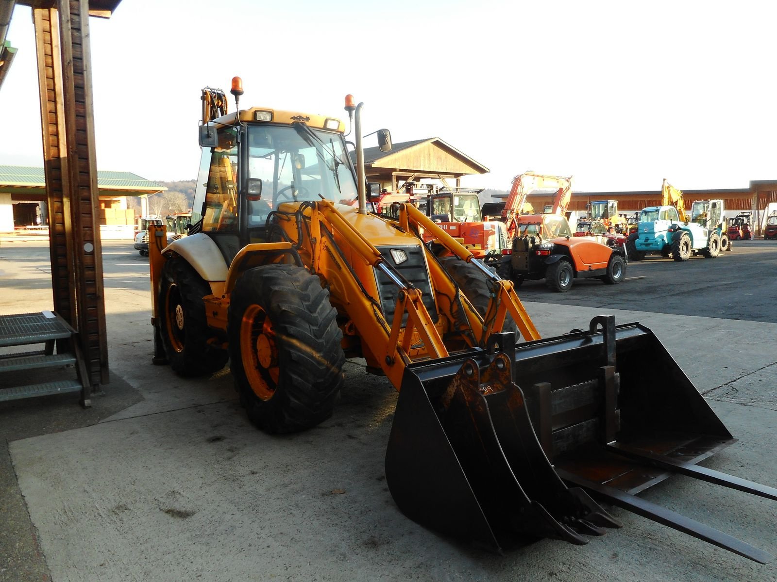 Baggerlader des Typs JCB 4XC mit 3x Schaufel und Gabel und Teleskoparm, Gebrauchtmaschine in St. Nikolai ob Draßling (Bild 5)