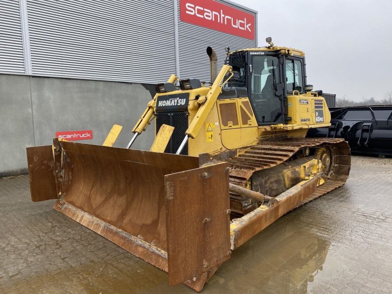 Baggerlader van het type Komatsu D65PXI-18, Gebrauchtmaschine in Skive (Foto 1)