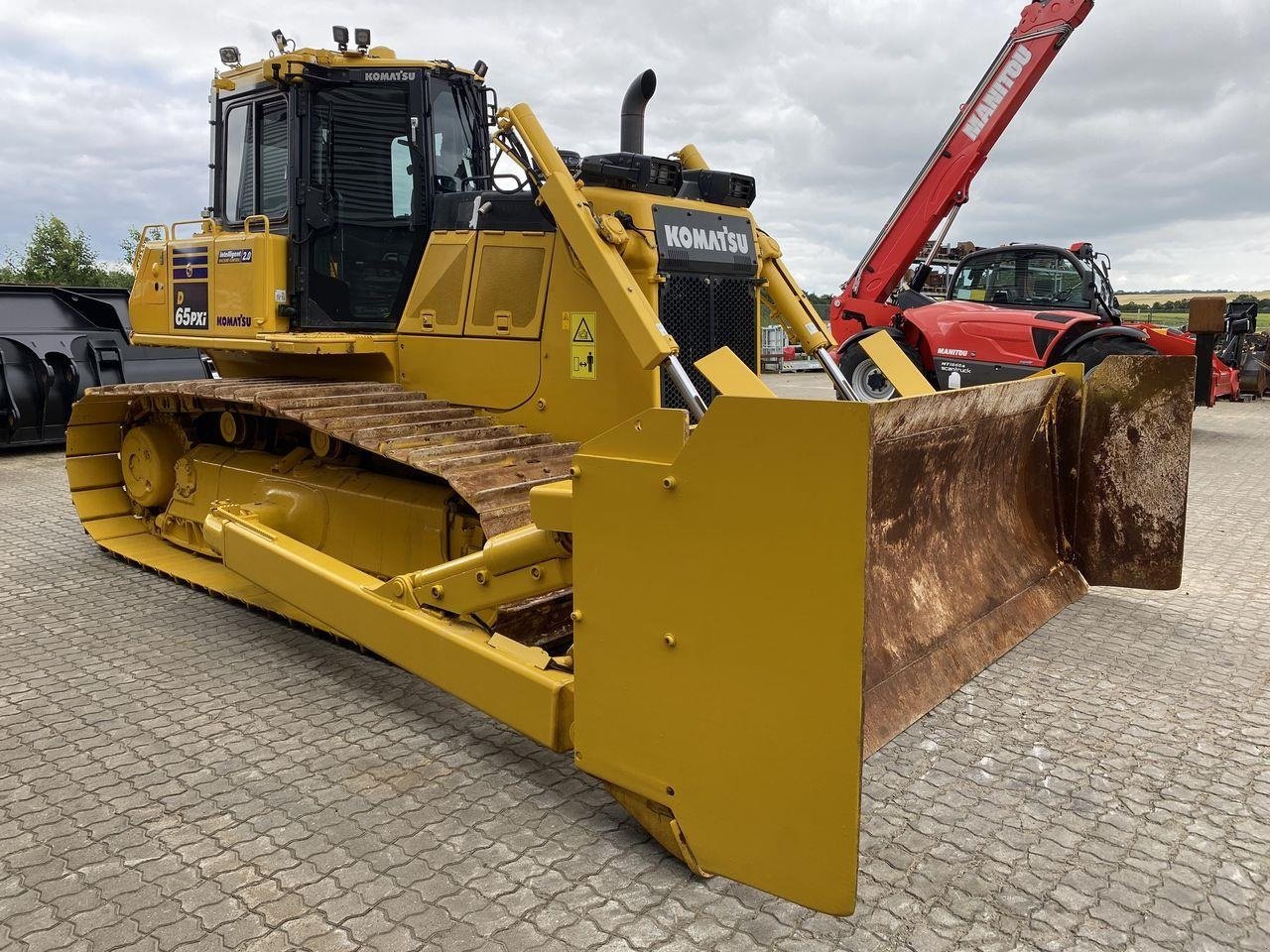 Baggerlader tip Komatsu D65PXI-18EO, Gebrauchtmaschine in Skive (Poză 5)