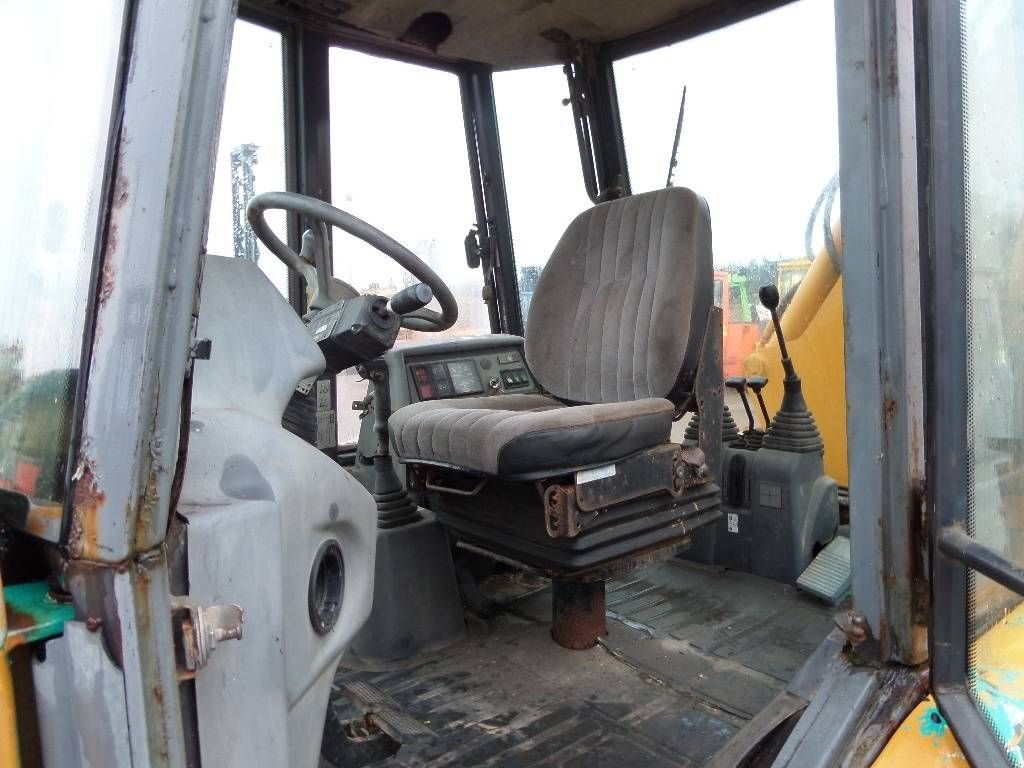 Baggerlader van het type Komatsu WB 97 R, Gebrauchtmaschine in Rucphen (Foto 10)