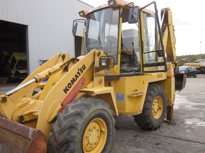 Baggerlader del tipo Komatsu WB 98A, Gebrauchtmaschine en BRIGNAIS (Imagen 2)