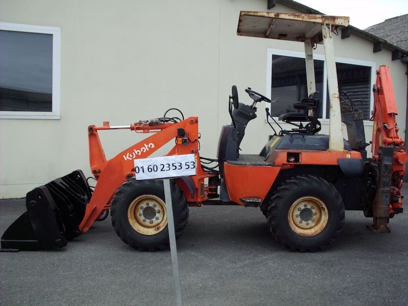 Baggerlader a típus Kubota R420B, Gebrauchtmaschine ekkor: St Cyr/Morin (Kép 1)