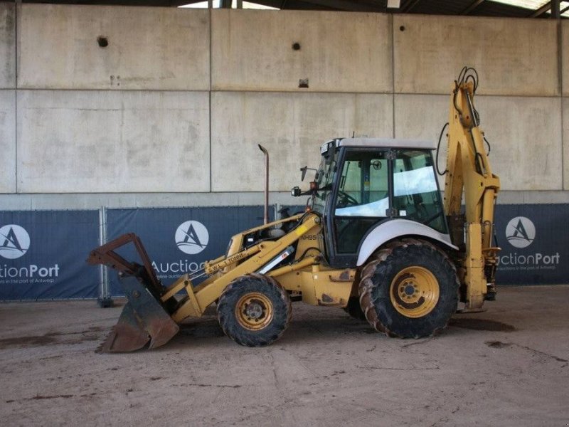 Baggerlader of the type New Holland NH95-4PT/E, Gebrauchtmaschine in Antwerpen (Picture 1)