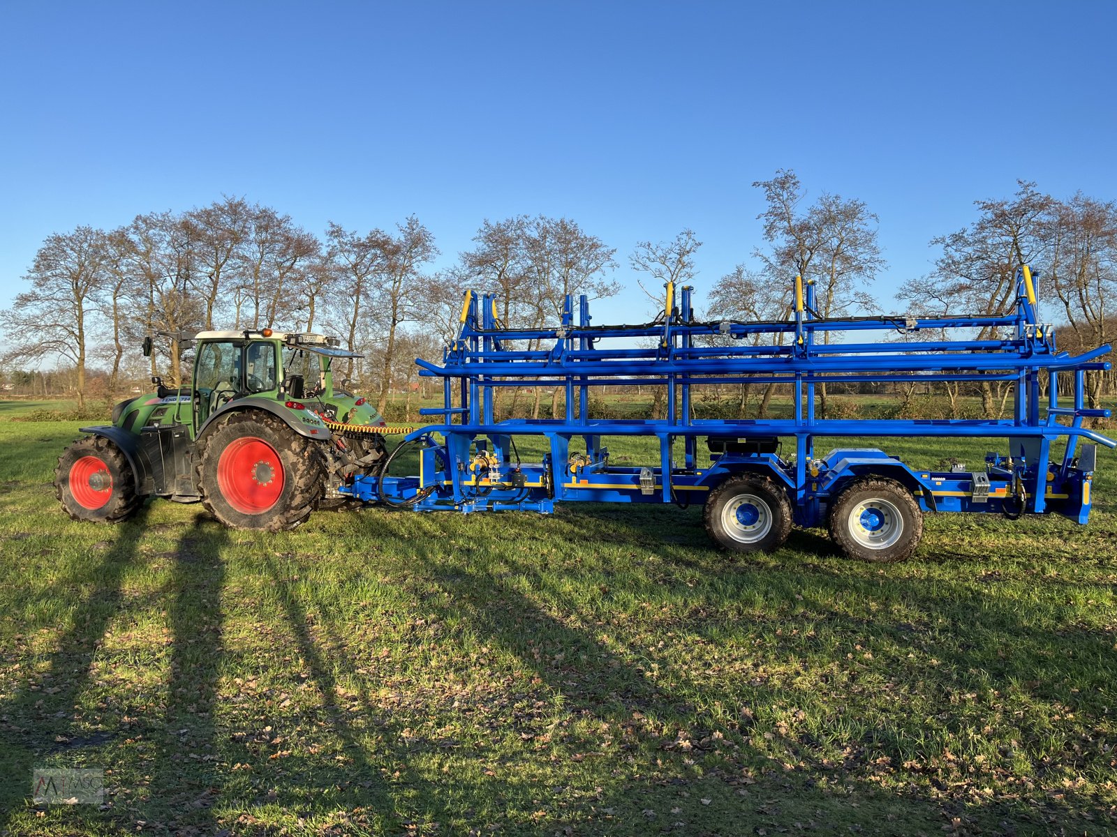 Ballensammelwagen van het type A. Wilson Engineering Monster Move 12 Universal, Neumaschine in Südbrookmerland (Foto 4)