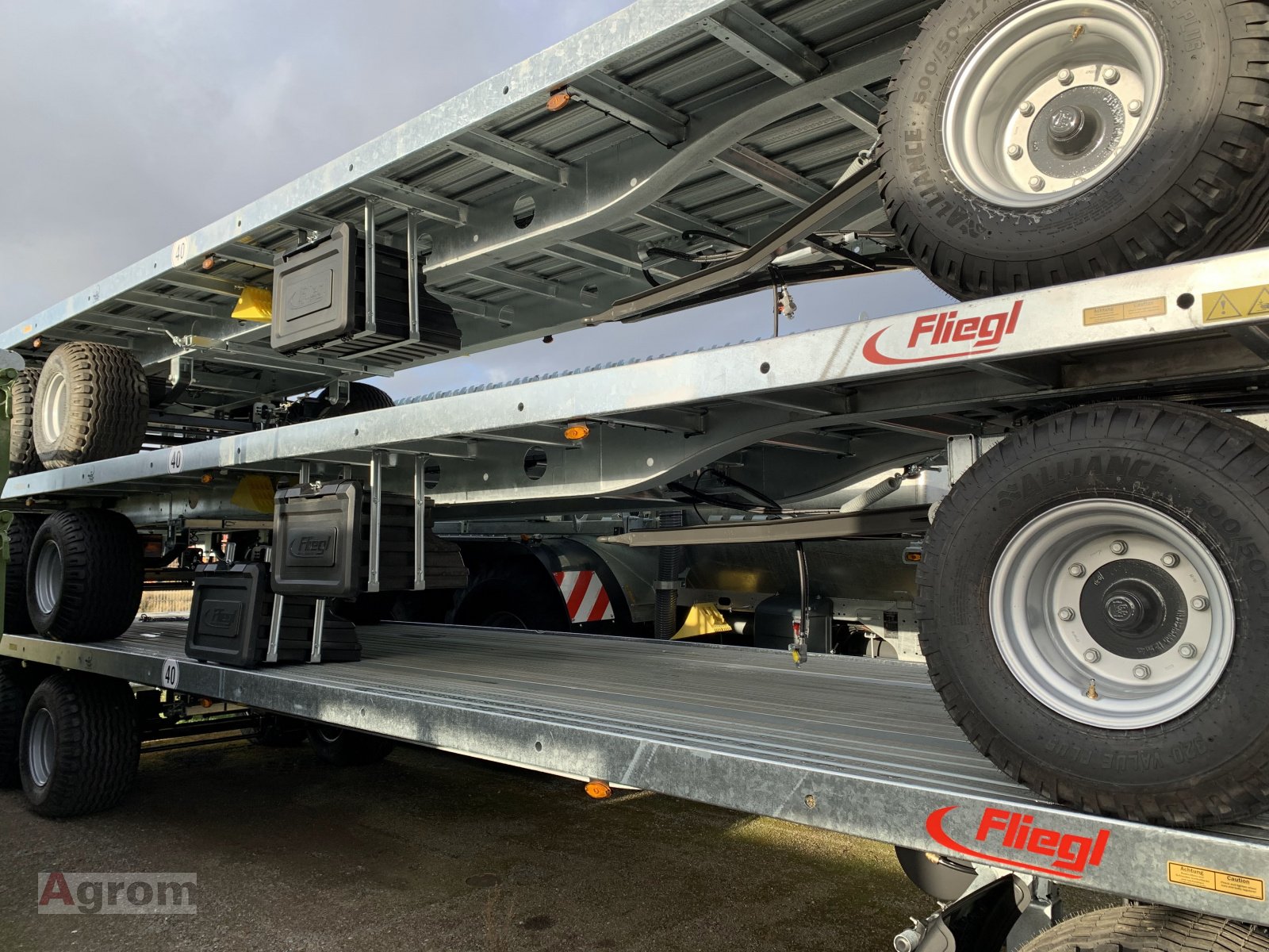 Ballensammelwagen tipa Fliegl DPW 180 B, Neumaschine u Meißenheim-Kürzell (Slika 2)