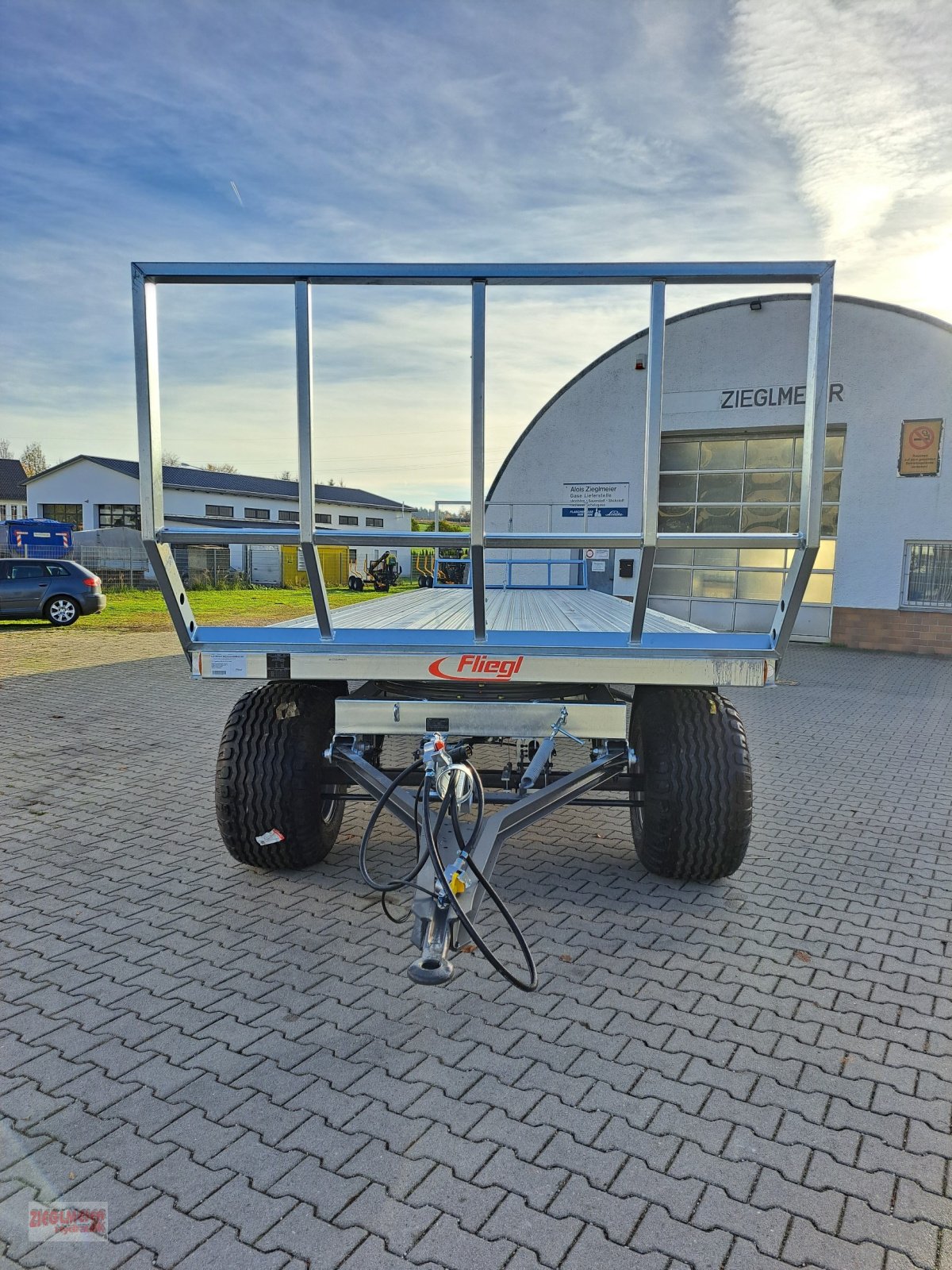 Ballensammelwagen Türe ait Fliegl DPW 180 B, Neumaschine içinde Rottenburg a.d. Laaber (resim 5)