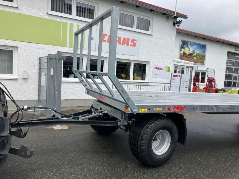 Ballensammelwagen of the type Fliegl DPW 180B, Neumaschine in Cham (Picture 9)