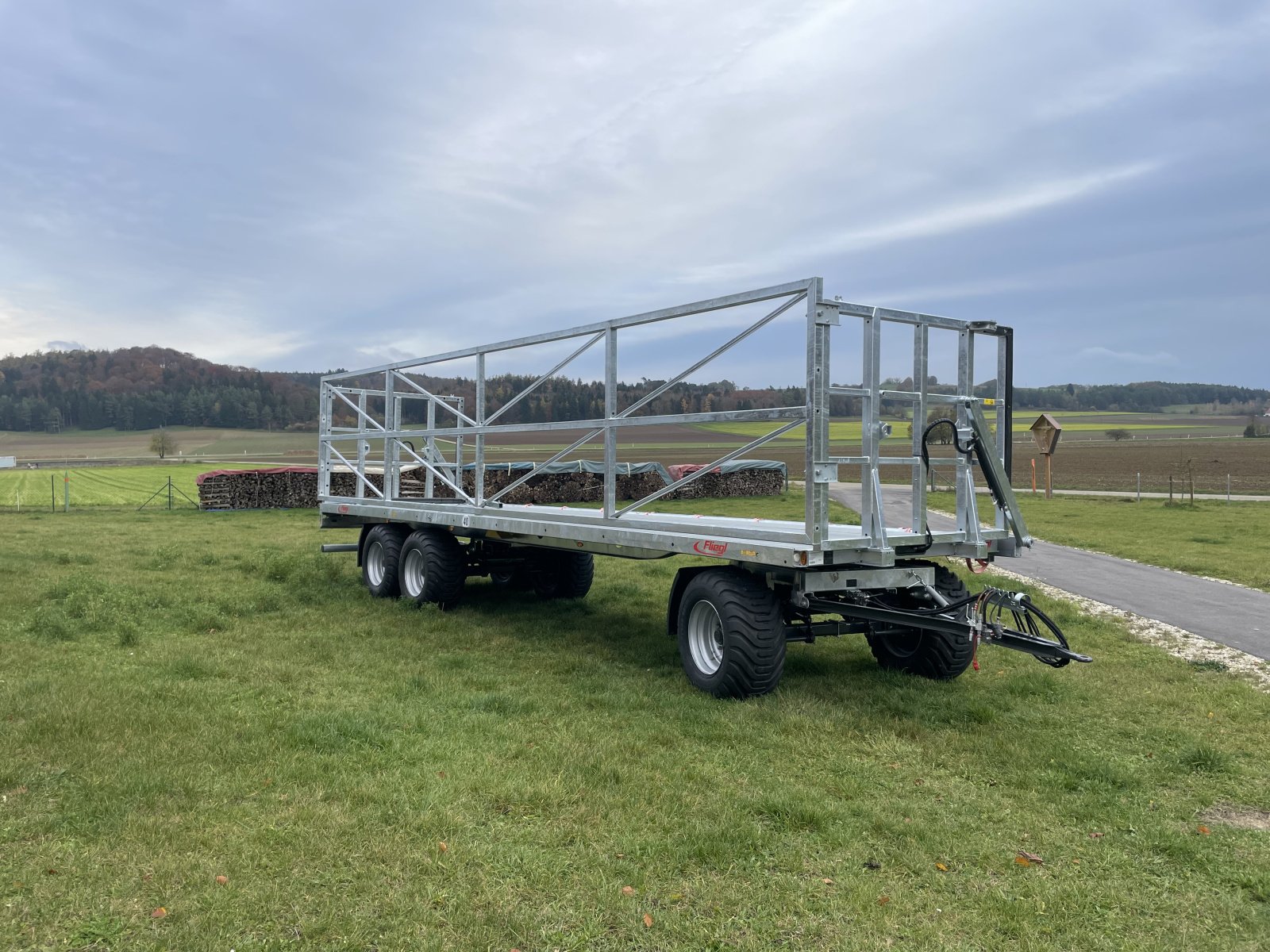 Ballensammelwagen tipa Fliegl DPW 210 BL, Neumaschine u Rennertshofen (Slika 1)