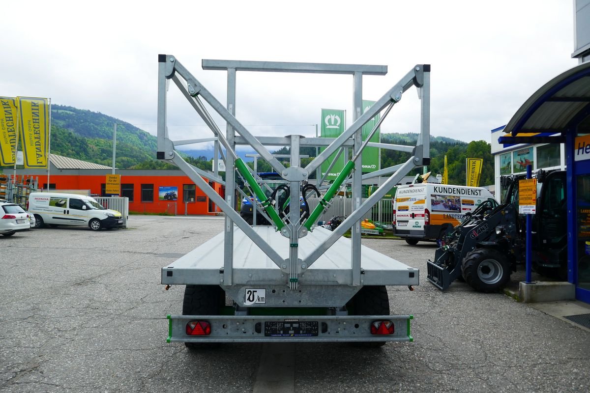 Ballensammelwagen des Typs Joskin WAGO TR 8000D14, Gebrauchtmaschine in Villach (Bild 3)