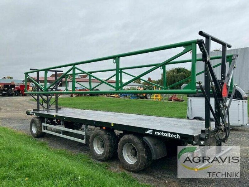 Ballensammelwagen van het type Metal-Fach T 711/3, Gebrauchtmaschine in Northeim (Foto 3)