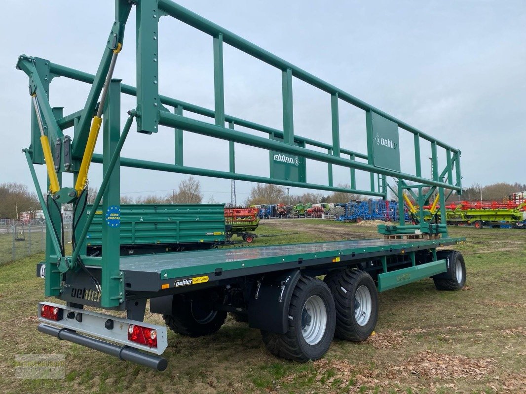 Ballensammelwagen van het type Oehler DDK 240 BK, Neumaschine in Mühlengeez (Foto 2)