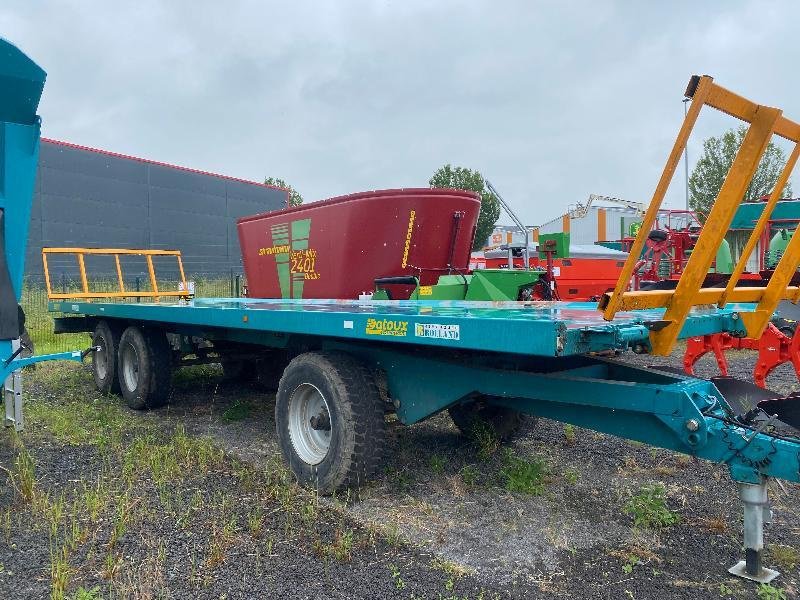 Ballensammelwagen des Typs Rolland RP10006SEL, Gebrauchtmaschine in Wargnies Le Grand (Bild 1)