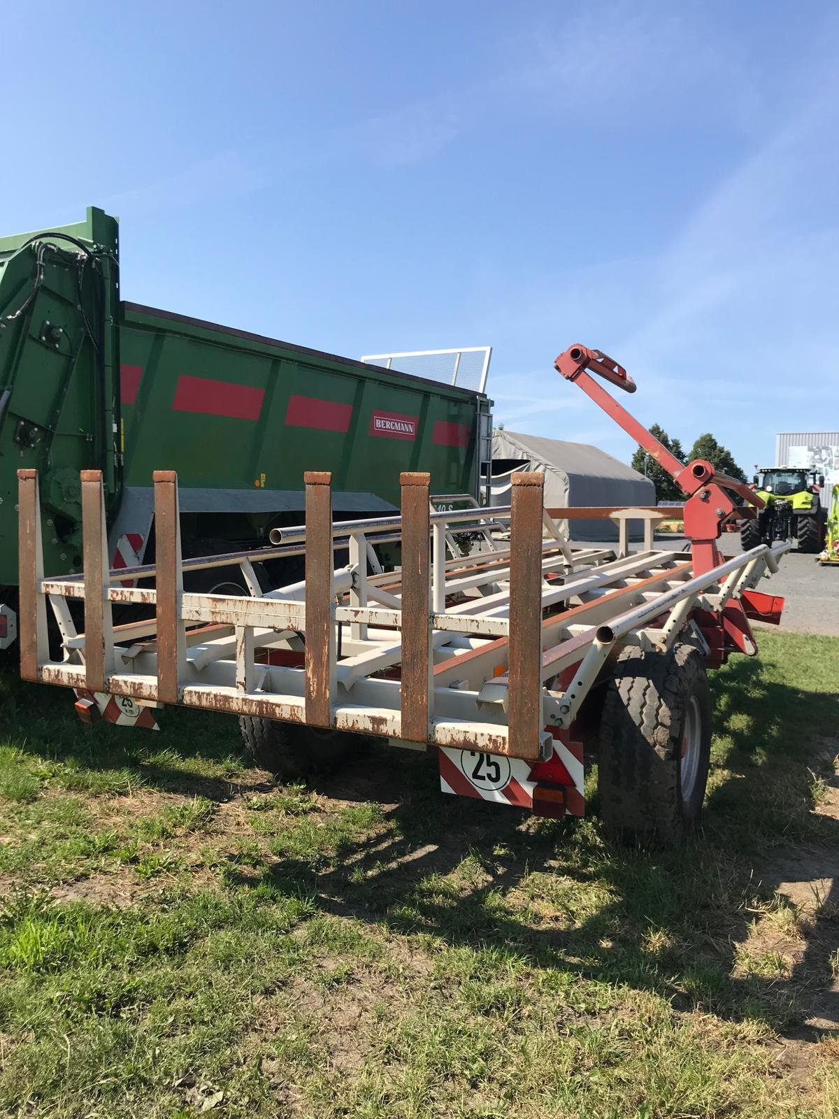 Ballensammelwagen des Typs SMS SPV 2x4, Gebrauchtmaschine in Plessa (Bild 3)