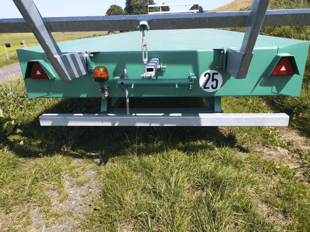 Ballensammelwagen van het type Sonstige 10 M 20 TONNES, Gebrauchtmaschine in ENNEZAT (Foto 2)