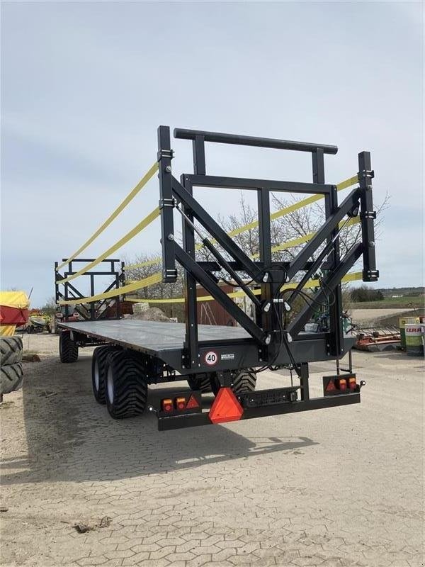 Ballensammelwagen del tipo Sonstige 12.5 meter med stropper, Gebrauchtmaschine In Mern (Immagine 3)