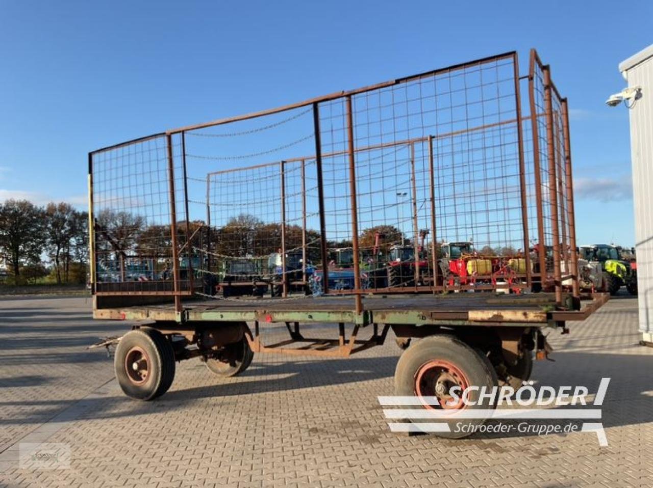 Ballensammelwagen типа Sonstige BALLENWAGEN, Gebrauchtmaschine в Holdorf (Фотография 5)