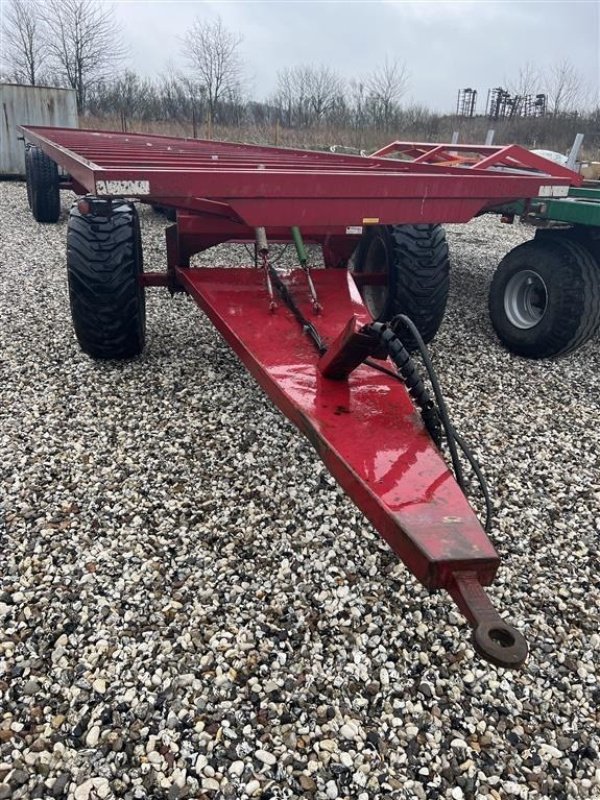 Ballensammelwagen van het type Sonstige G12 h 3 akslet, Gebrauchtmaschine in Mern (Foto 6)