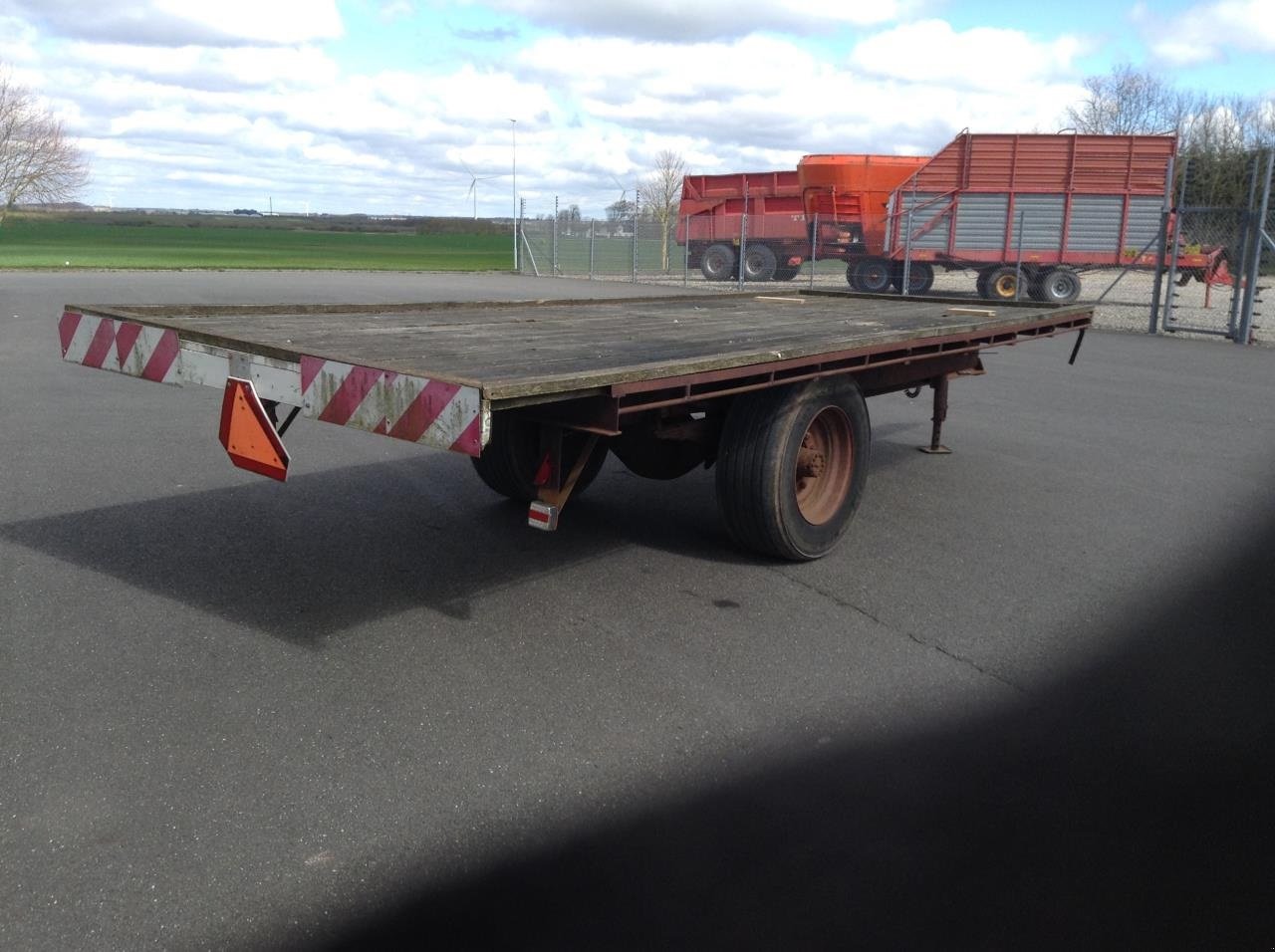 Ballensammelwagen du type Sonstige HALMVOGN 5 MTR., Gebrauchtmaschine en Farsø (Photo 2)