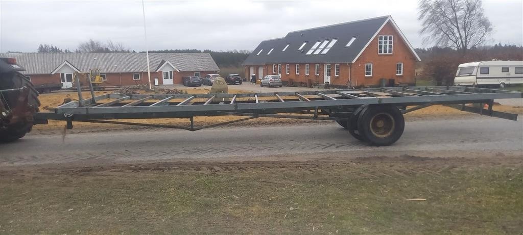 Ballensammelwagen типа Sonstige Halmvogn, Gebrauchtmaschine в Møldrup (Фотография 3)