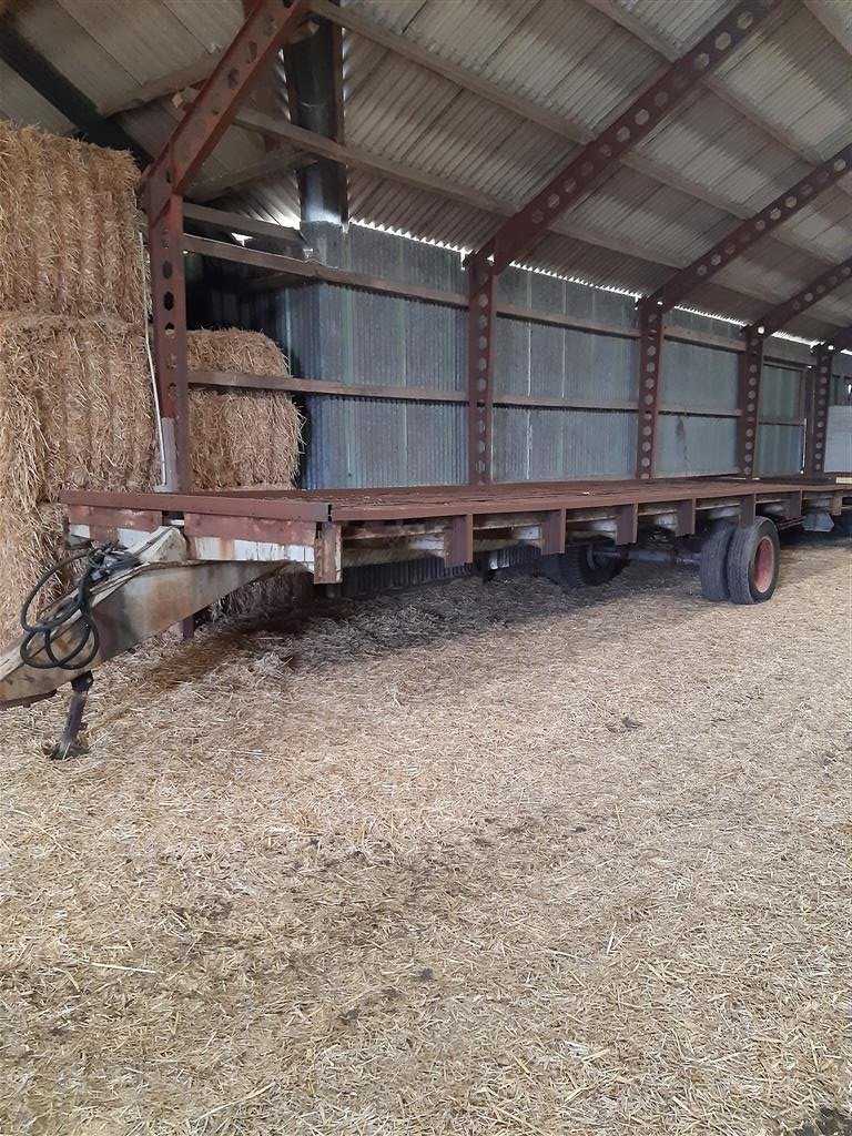 Ballensammelwagen des Typs Sonstige Velholdt 10 meter halmvogn med plads til 16 big baller, med træk og lys., Gebrauchtmaschine in Bylderup-Bov (Bild 1)