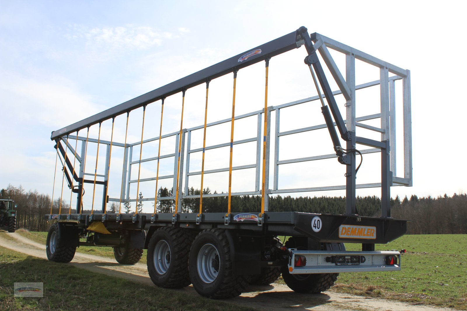 Ballentransportwagen del tipo Demmler DTL-L 240, Neumaschine en Wertingen-Geratshofen (Imagen 2)