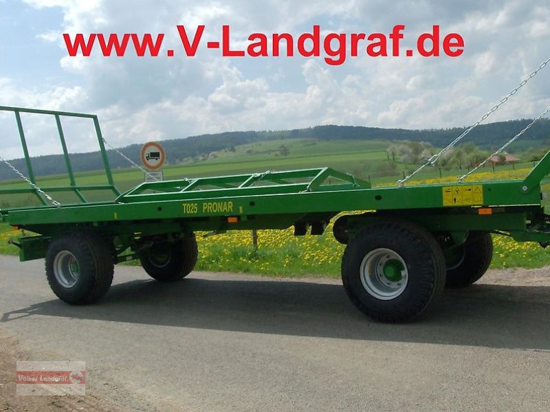 Ballentransportwagen tip PRONAR T 025 M Ballenwagen, Neumaschine in Ostheim/Rhön (Poză 1)