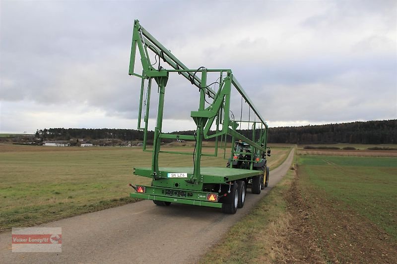 Ballentransportwagen van het type PRONAR T 028 KM, Neumaschine in Ostheim/Rhön (Foto 5)