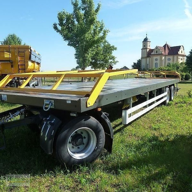 Ballentransportwagen van het type WIELTON PRS 24, Vorführmaschine in Unterschneidheim-Zöbingen (Foto 3)