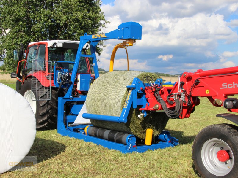 Ballenwickler van het type Göweil G3010, Neumaschine in Kirchschlag (Foto 1)