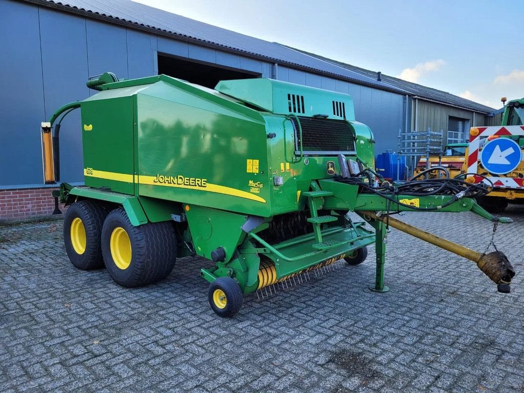 Ballenwickler des Typs John Deere 678, Gebrauchtmaschine in Groningen (Bild 2)