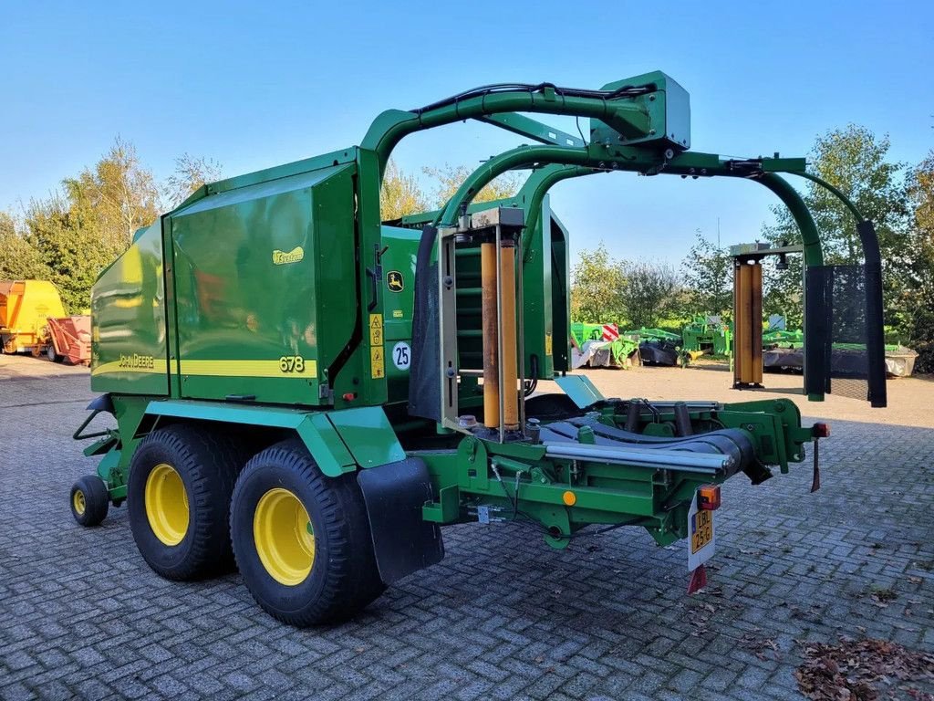 Ballenwickler des Typs John Deere 678, Gebrauchtmaschine in Groningen (Bild 4)