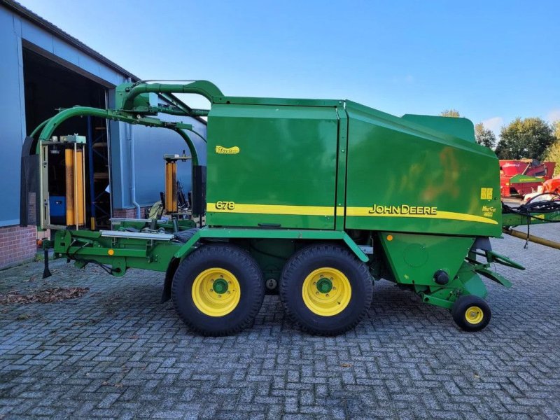 Ballenwickler des Typs John Deere 678, Gebrauchtmaschine in Groningen