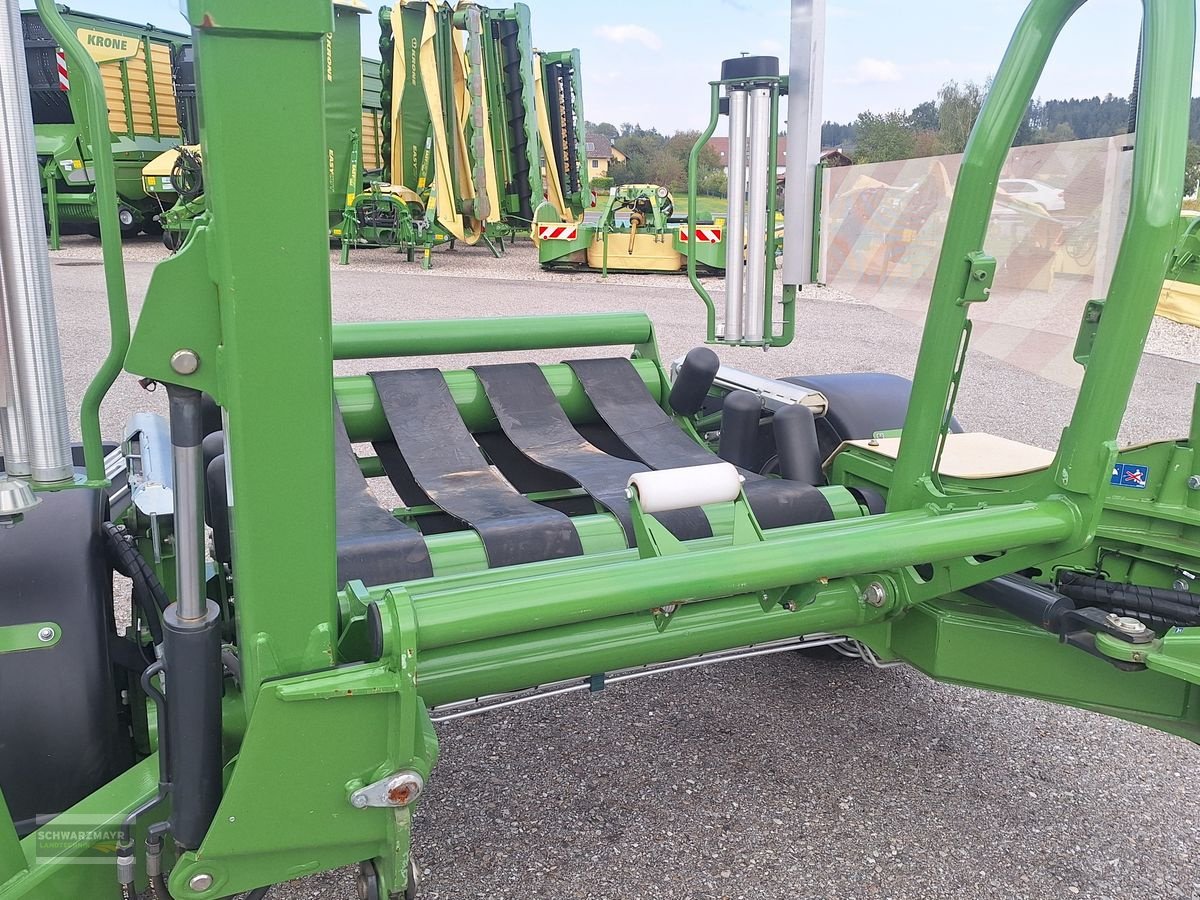 Ballenwickler of the type Krone EasyWrap 165 T, Neumaschine in Gampern (Picture 11)